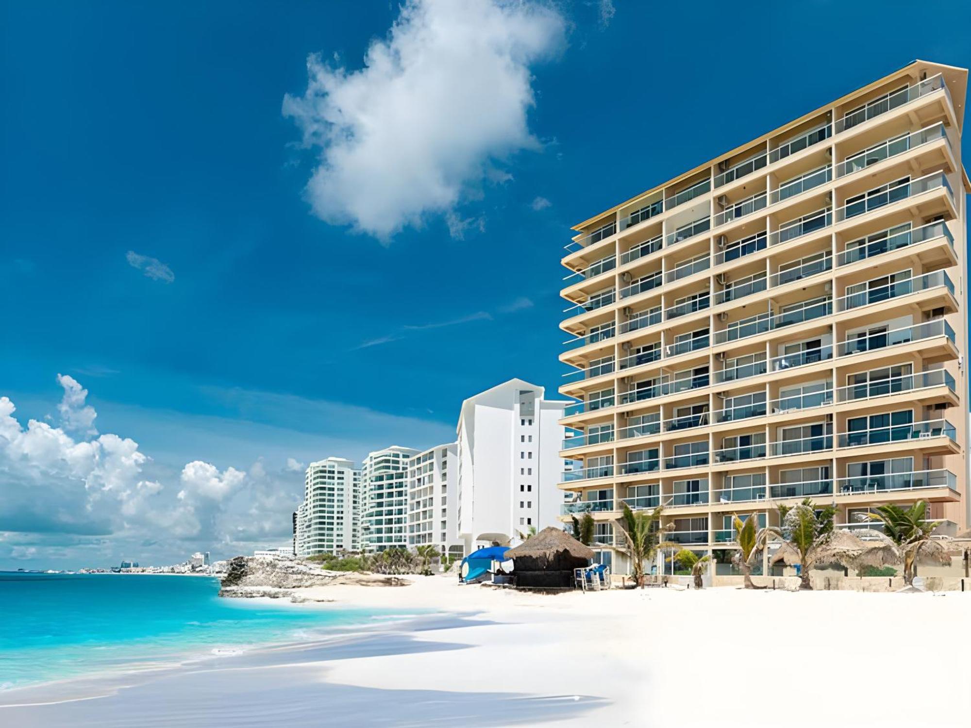 Paradise Beachfront & Nightlife Heart 칸쿤 외부 사진